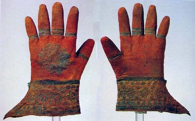Tìm hiểu về lịch sử và sự phát triển của những chiếc găng tay