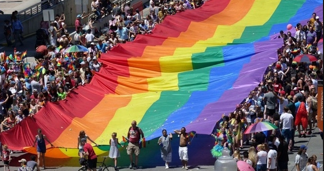 Ý nghĩa khác của ngày 14 tháng 2 trong cộng đồng LGBT.